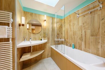 هتل Center Parcs Le Bois Aux Daims