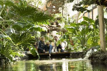 هتل Center Parcs Le Bois Aux Daims