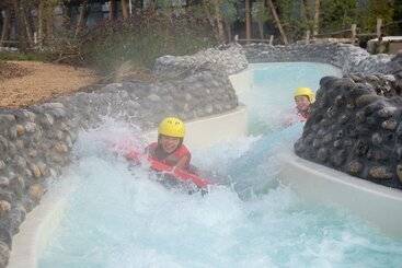 هتل Center Parcs Le Bois Aux Daims