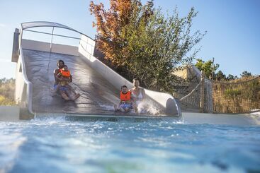 هتل Center Parcs Le Bois Aux Daims