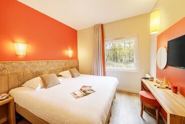 هتل Center Parcs Le Bois Aux Daims
