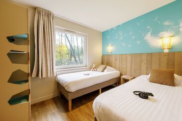 هتل Center Parcs Le Bois Aux Daims