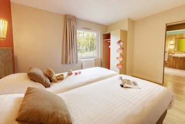 هتل Center Parcs Le Bois Aux Daims