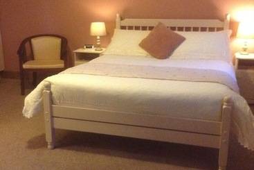 هتل Deerpark Manor Bed & Breakfast