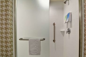 هتل Home2 Suites By Hilton Dayton Vandalia