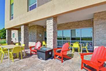 هتل Home2 Suites By Hilton Dayton Vandalia