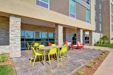 هتل Home2 Suites By Hilton Dayton Vandalia