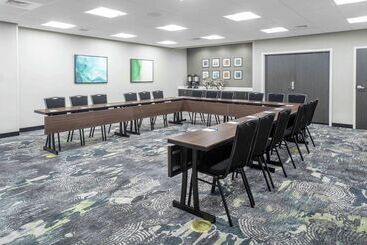 هتل Homewood Suites By Hilton Lansing Eastwood