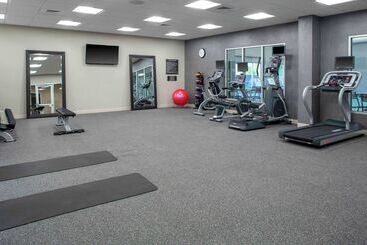 هتل Homewood Suites By Hilton Lansing Eastwood