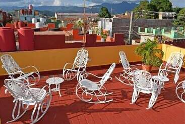 هتل Hostal Groning