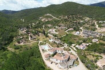 هتل Les Pavillons Du Golfe
