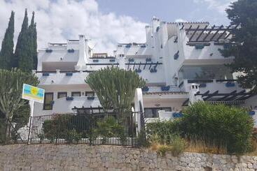 هتل Pueblo Evita Hill