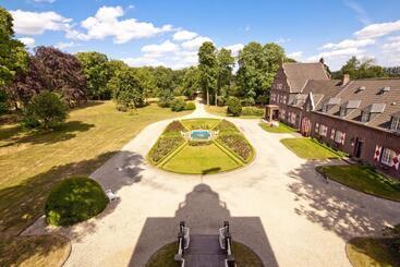 هتل Schloss Hertefeld & Hertefeldhof