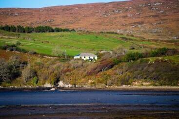 هتل Sharamore House