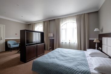 Mirros Hotel Suzdal