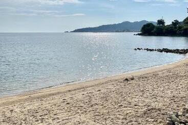 Aroma Beach Hotel Bungalows