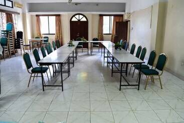 Cool Breeze Hotel Mombasa