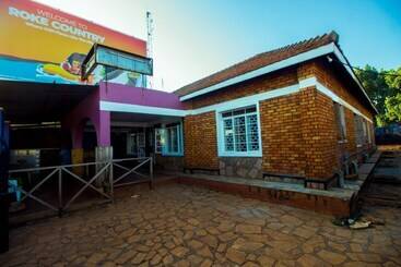 هتل Gorilla African Guest House