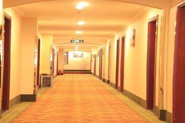 هتل Greentree Inn Beijing Yanqing Gaota Rd Express