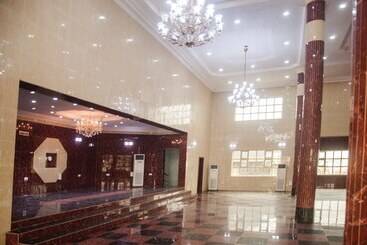 هتل Jata Events And Suites