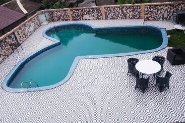 هتل Jata Events And Suites