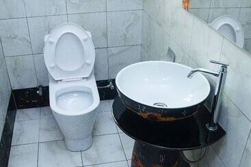 هتل Jata Events And Suites
