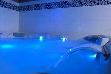 هتل Laureles Plaza