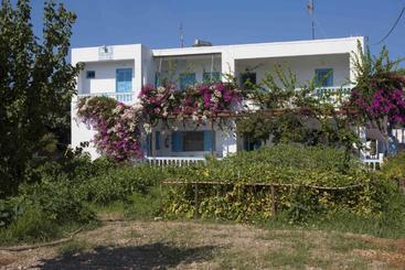 דירות לתיירים Mira Mare Studios