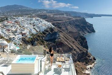 هتل Mythical Blue Luxury Suites