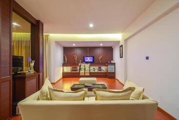 هتل Park Regis Goa