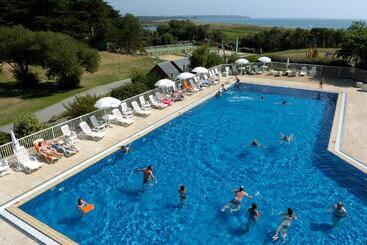هتل Village Club Kerlannic