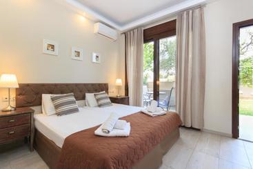 Aroma Villa