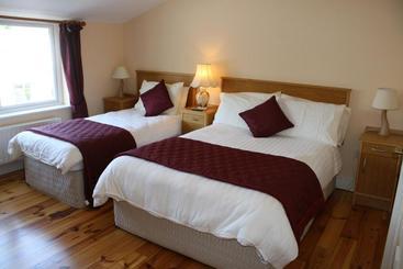 Carrowntober House B & B