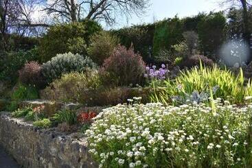 Bed and Breakfast Fitzgerald S Farmhouse Accommodation V94 Yy47