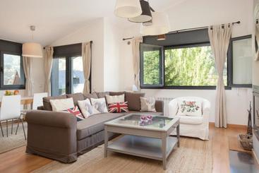 هتل Tarter Mountain Suites