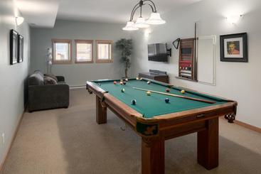 هتل The Residences At Fairmont Ridge