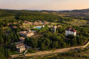 هتل Villa Moris