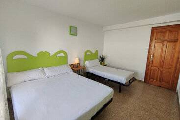 Apartamentos Gandía Primera Línea de Playa 3000