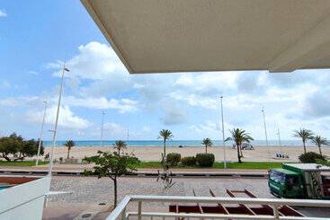 Apartamentos Gandía Primera Línea de Playa 3000