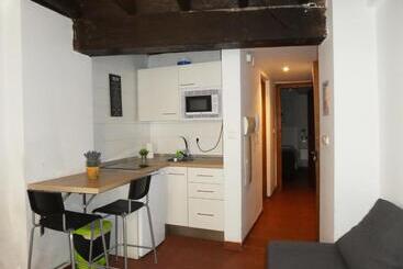 Apartamentos Nahira Suites 3000