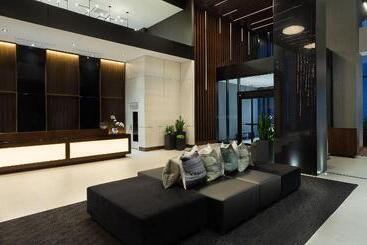 هتل Hôtel Ac Montréal Centre Ville
