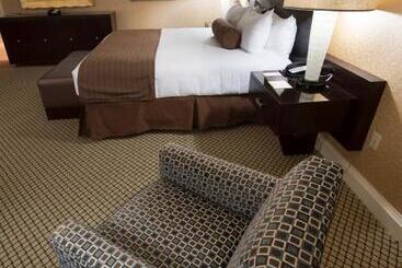 هتل Bally S Shreveport Casino &