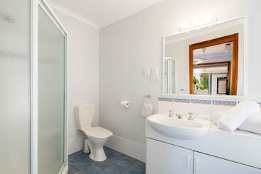 هتل Echo Holiday Parks Naracoorte