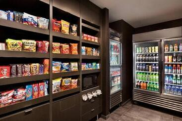 هتل Courtyard By Marriott St Paul Woodbury