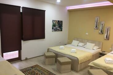 هتل Guest House City Star
