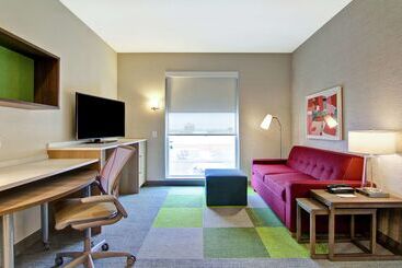 هتل Home2 Suites By Hilton Montreal Dorval