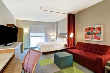 هتل Home2 Suites By Hilton Montreal Dorval
