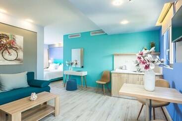 هتل Menta City Boutique