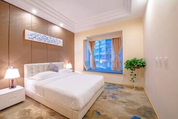 هتل Skylini Seaview Holiday Inn Dali