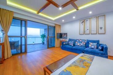 هتل Skylini Seaview Holiday Inn Dali